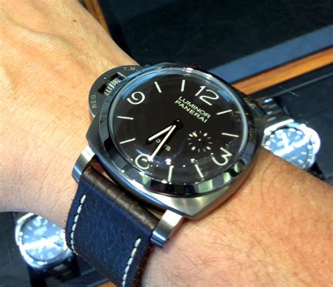 Panerai PAM 368 Design Review 47MM Left Handed 